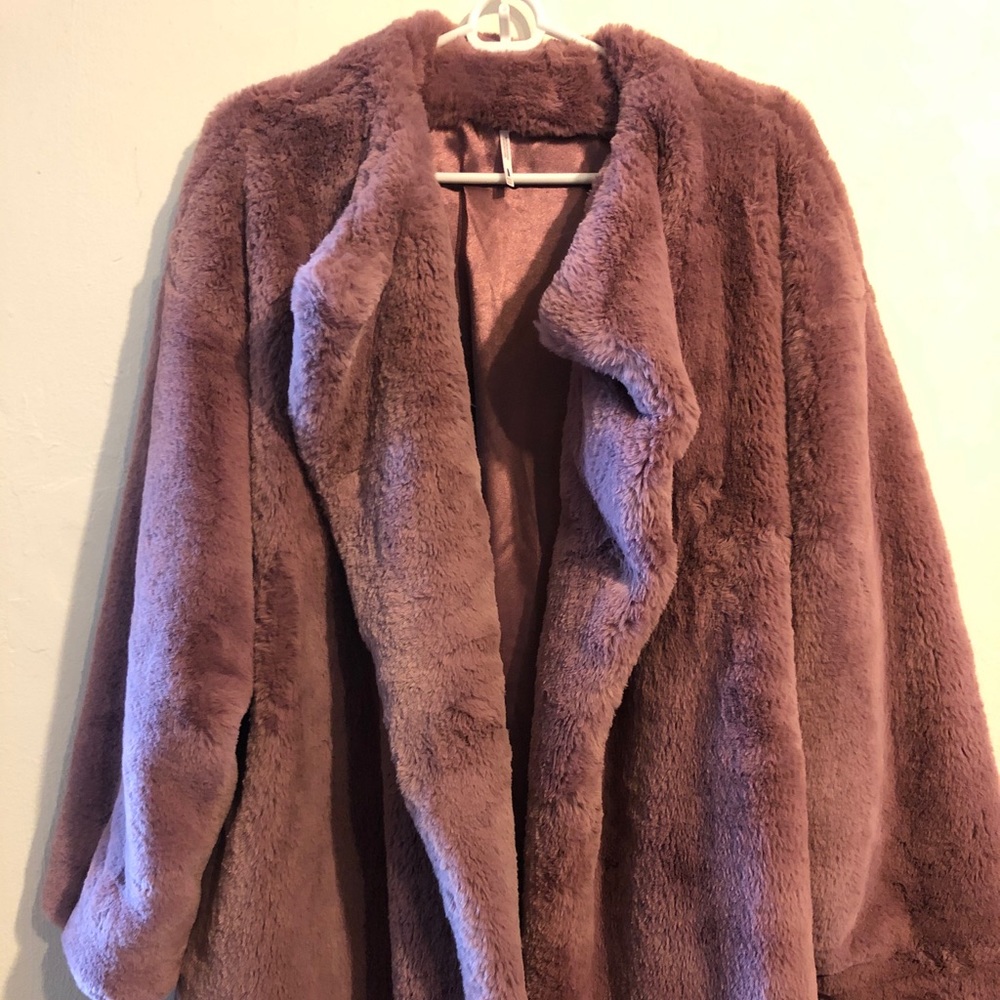 NWOT Free People blush, faux fur coat
